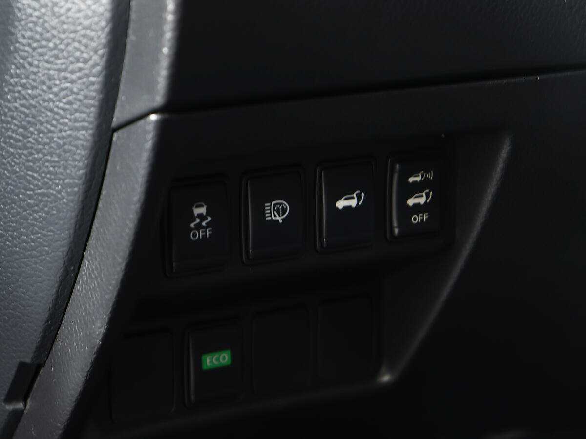 Б/У Ниссан Икс-Трейл 2016 года. Фото: #19