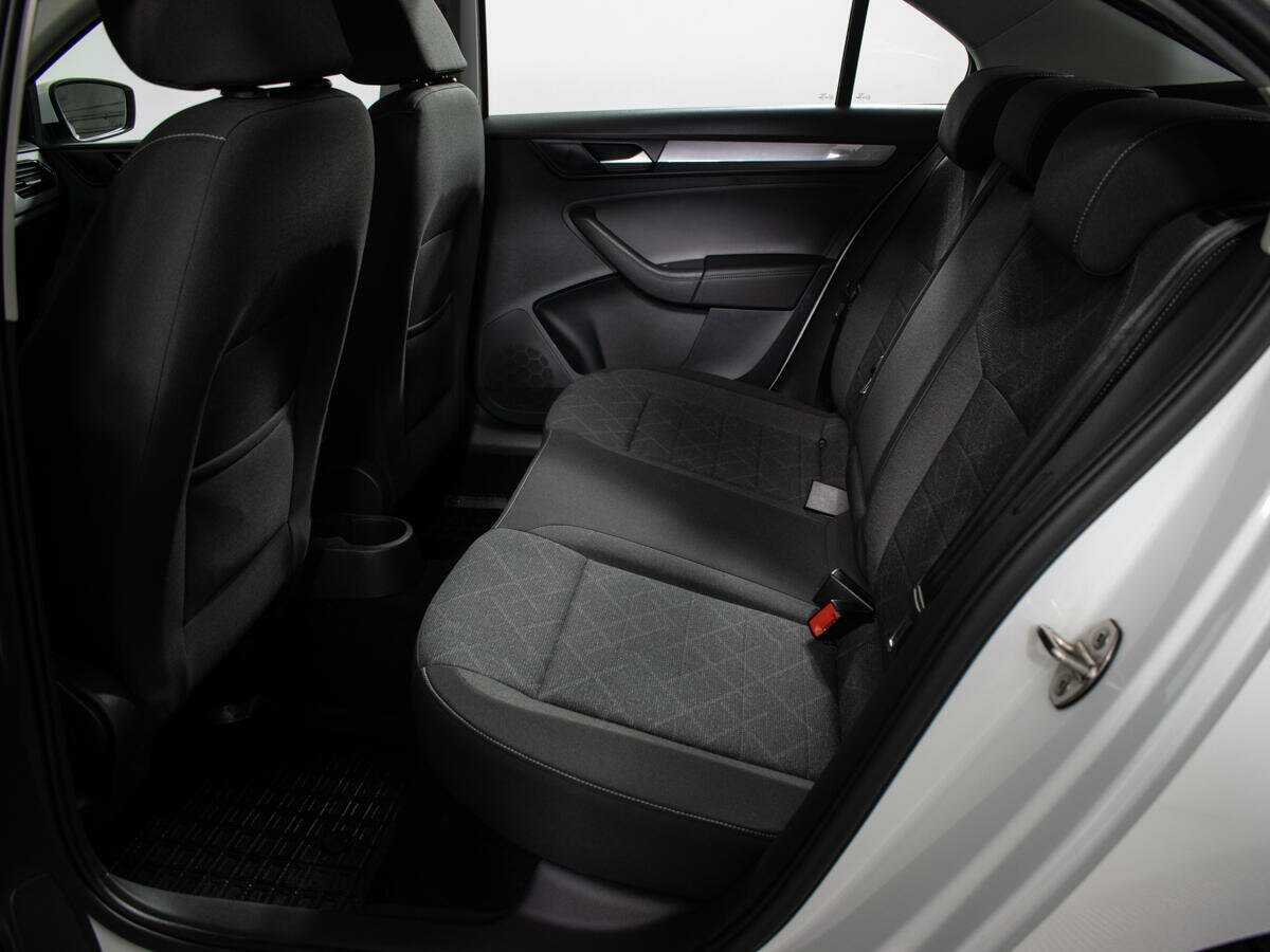 Б/У Фольксваген Поло 2020 года. Фото: #8