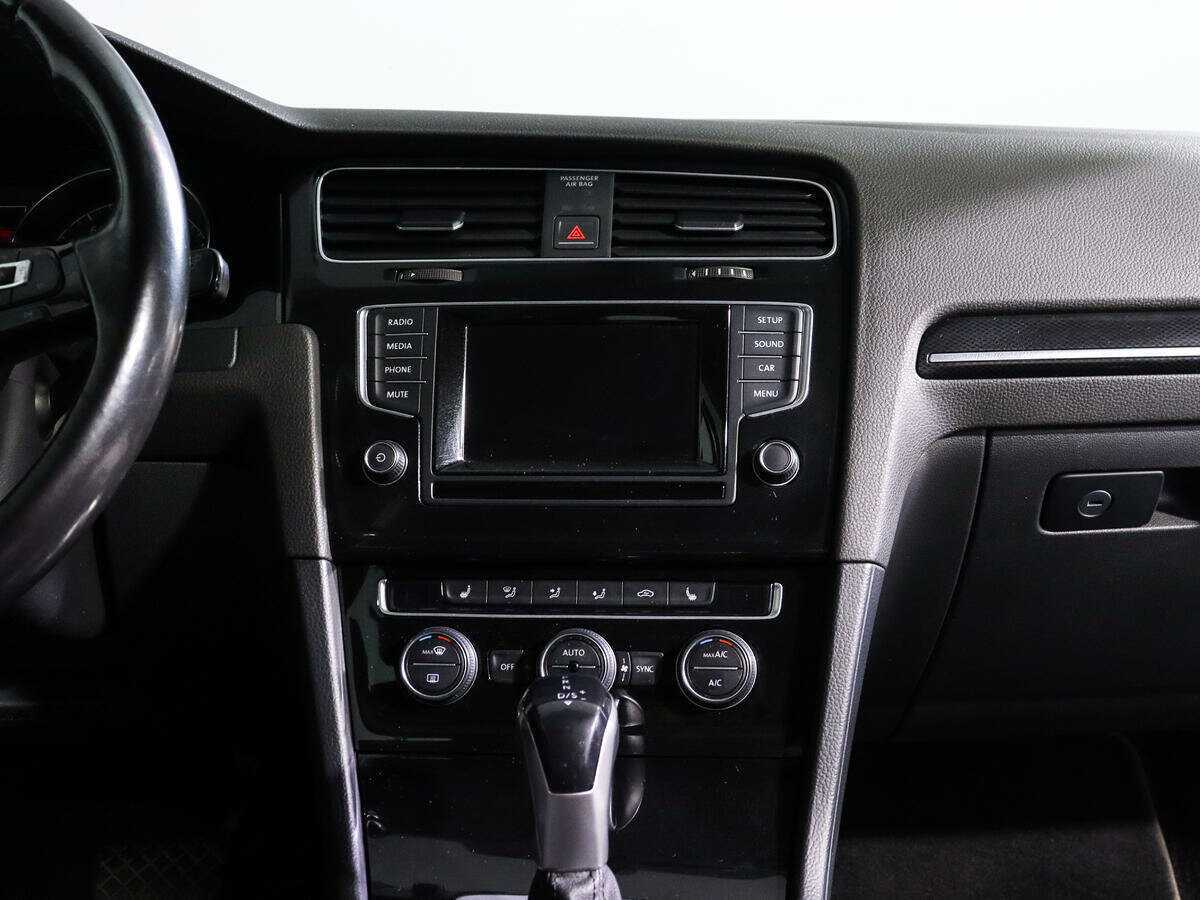 Б/У Фольксваген Гольф 2013 года. Фото: #10