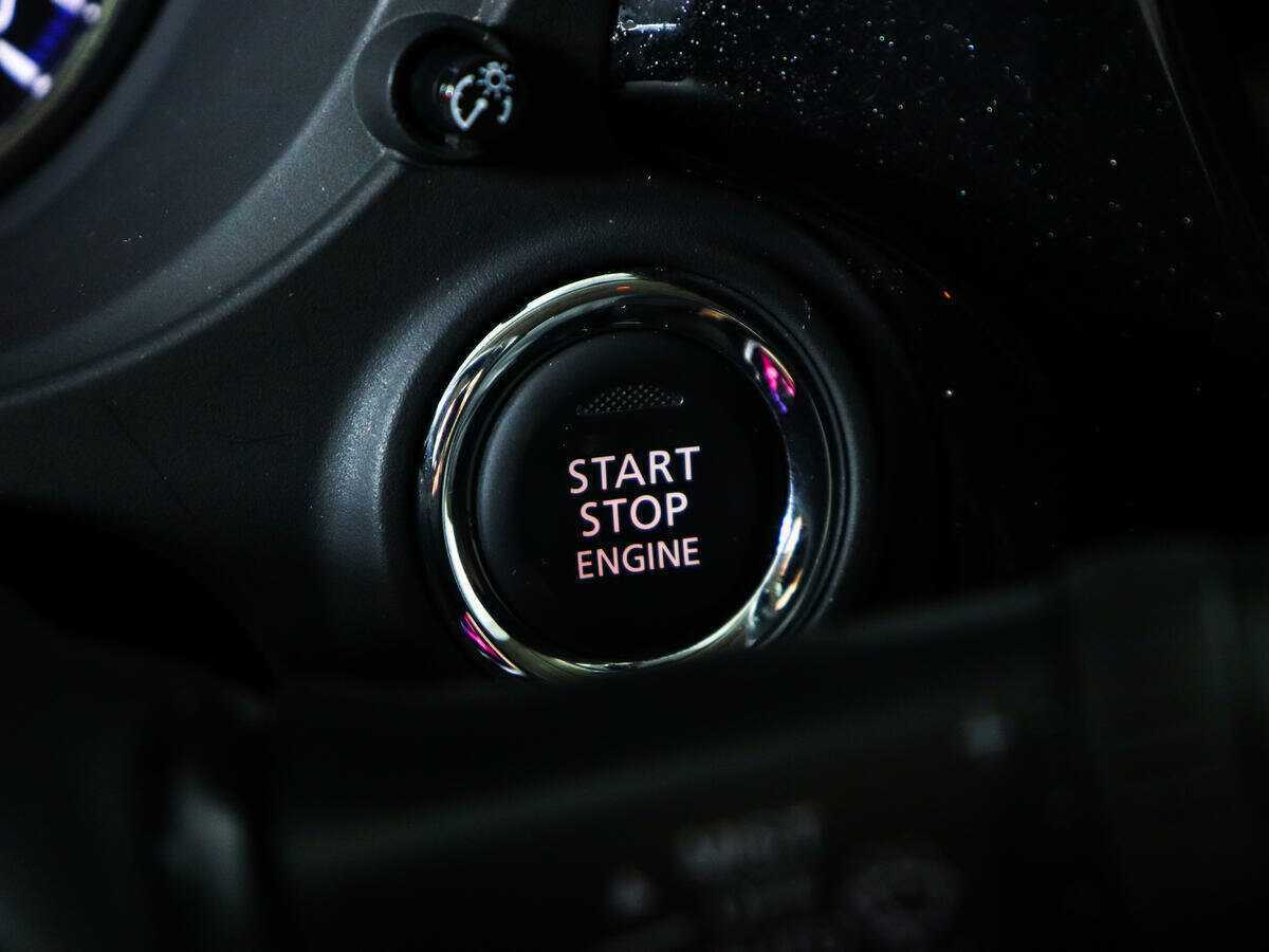 Б/У Митсубиши Оутлэндер 2016 года. Фото: #14