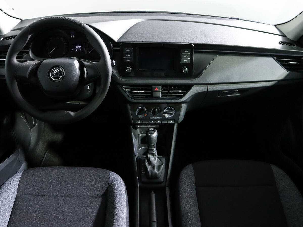 Б/У Шкода Рапид 2021 года. Фото: #11