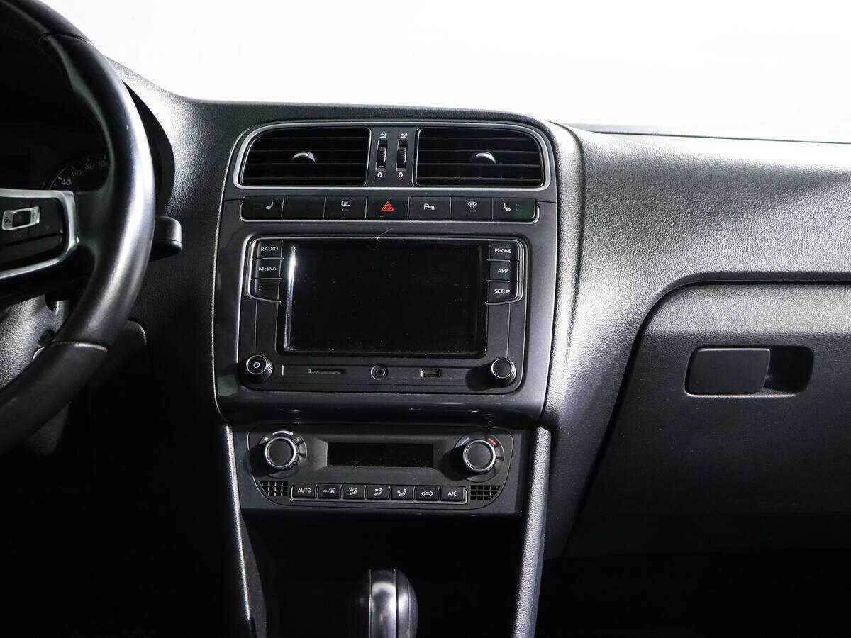 Б/У Фольксваген Поло 2019 года. Фото: #12