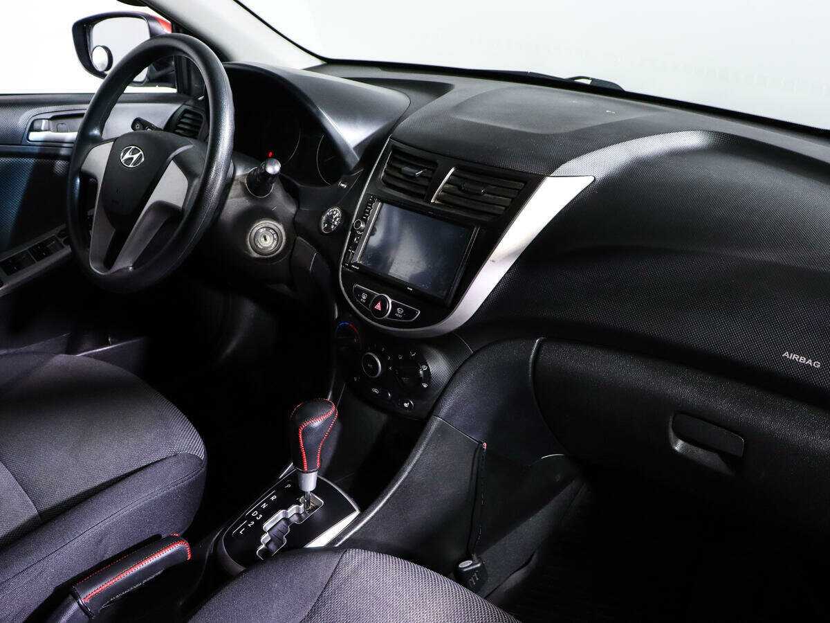 Б/У Хендай Солярис 2013 года. Фото: #6