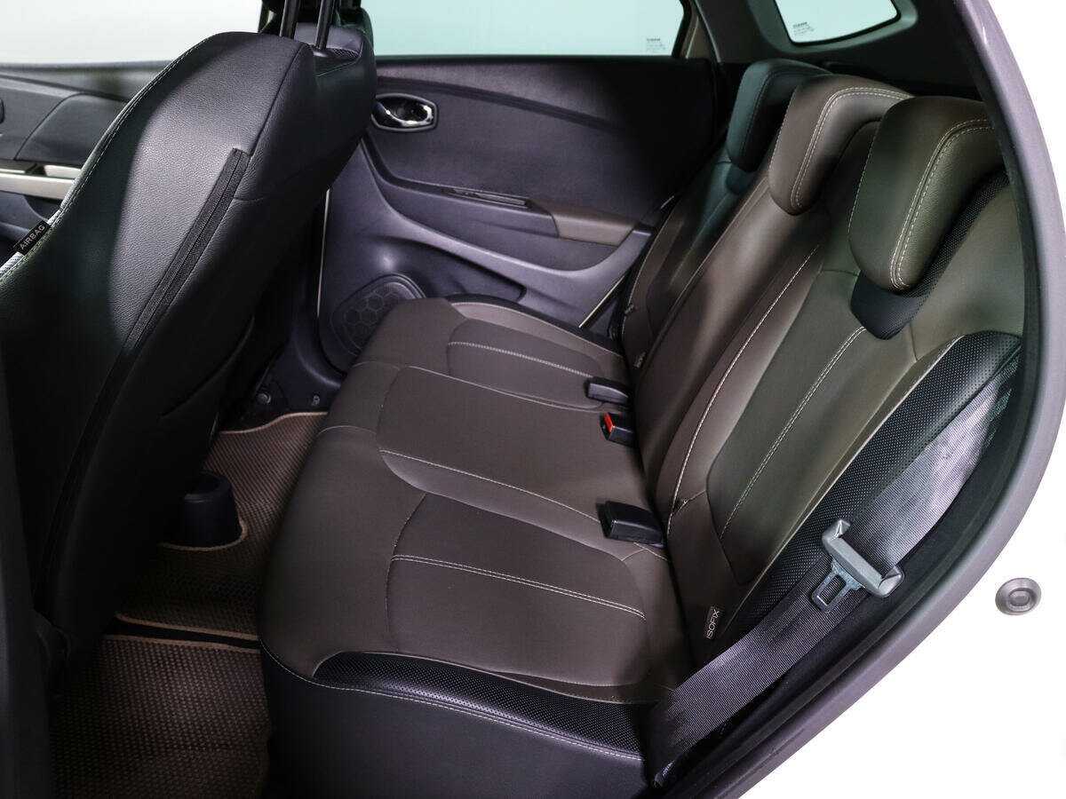 Б/У Рено Каптюр 2018 года. Фото: #8