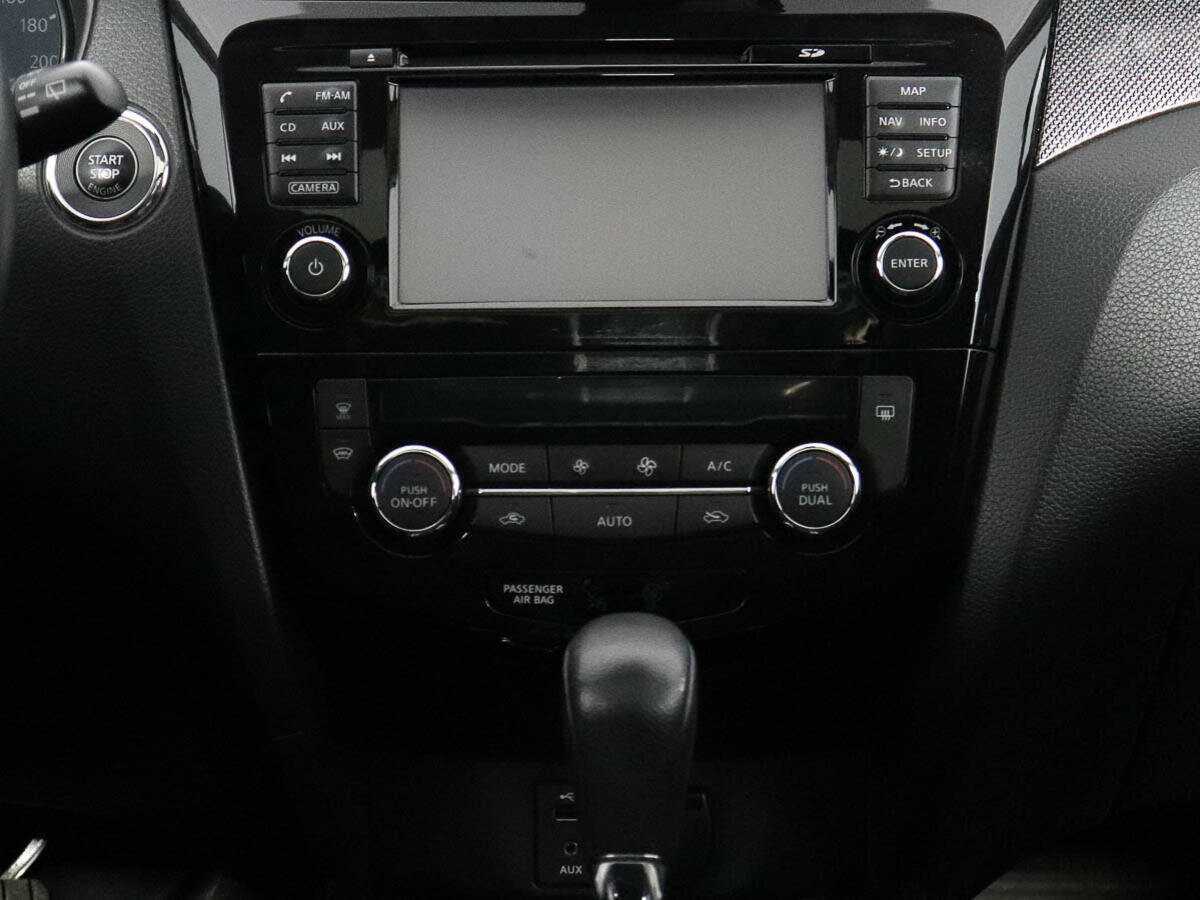 Б/У Ниссан Икс-Трейл 2015 года. Фото: #13