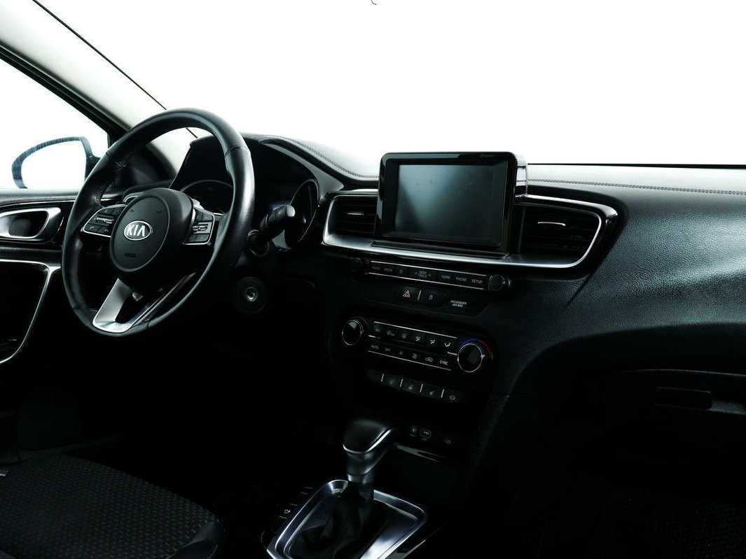 Б/У Киа Сид 2018 года. Фото: #8