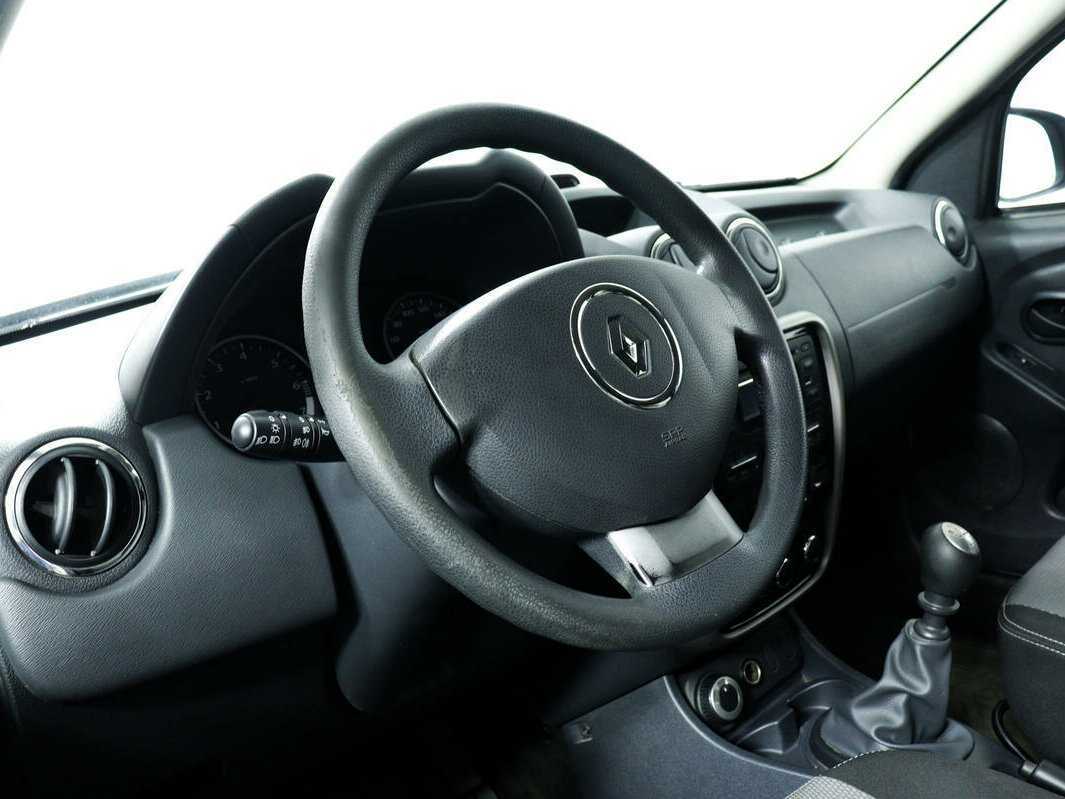 Б/У Рено Дастер 2014 года. Фото: #12