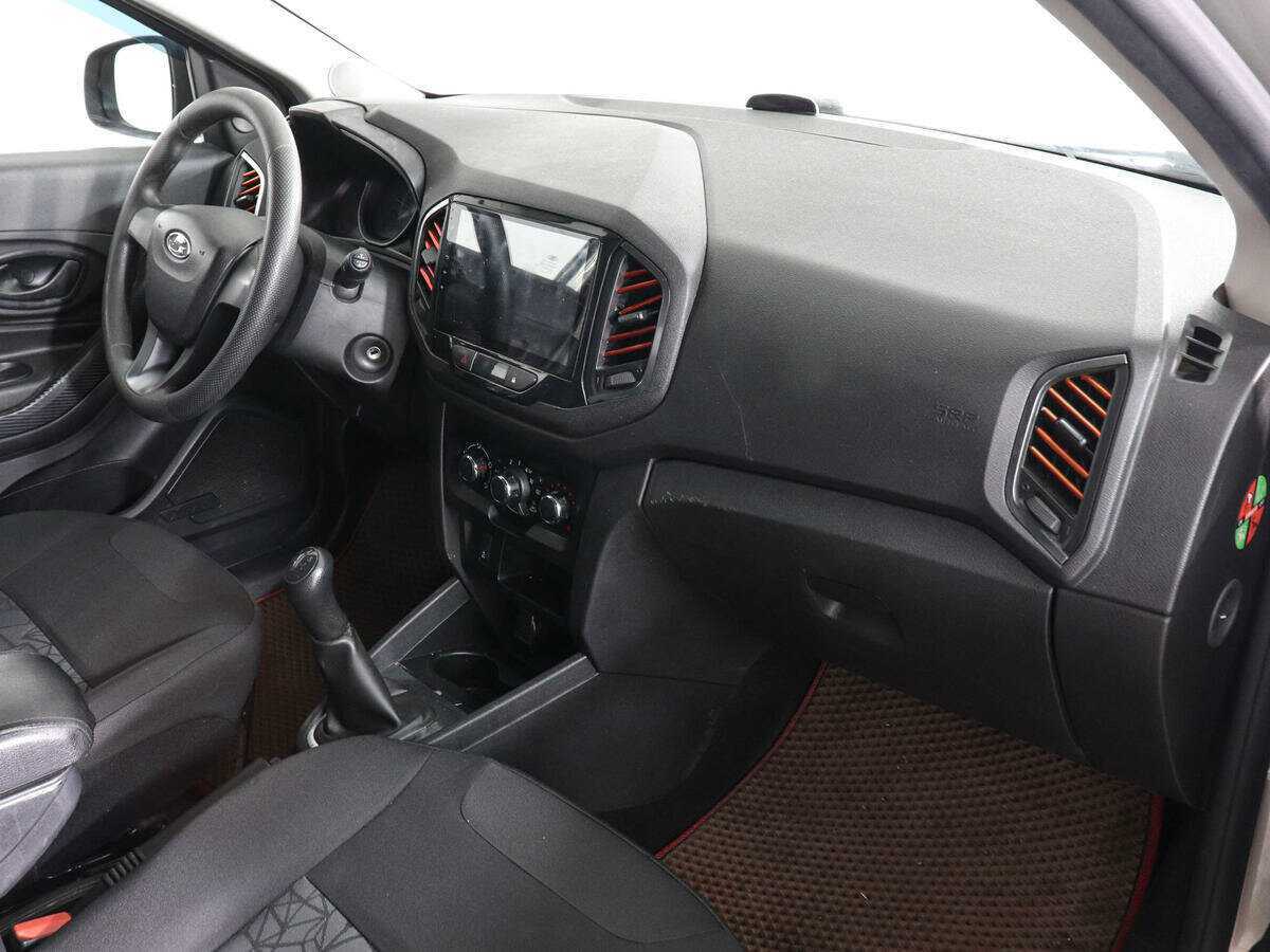 Б/У Лада (ВАЗ) ИКСРЭЙ 2018 года. Фото: #5