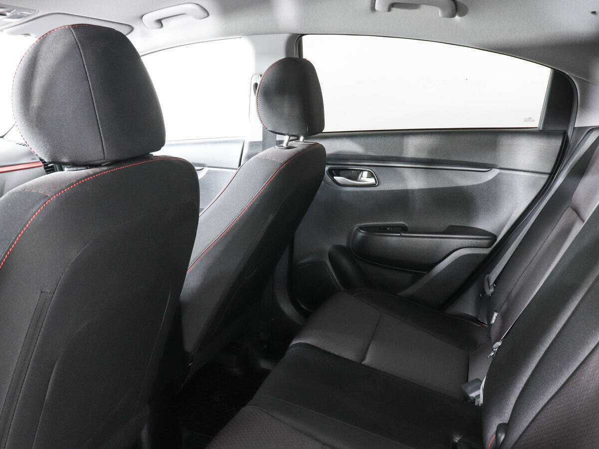 Б/У Киа Рио 2021 года. Фото: #11