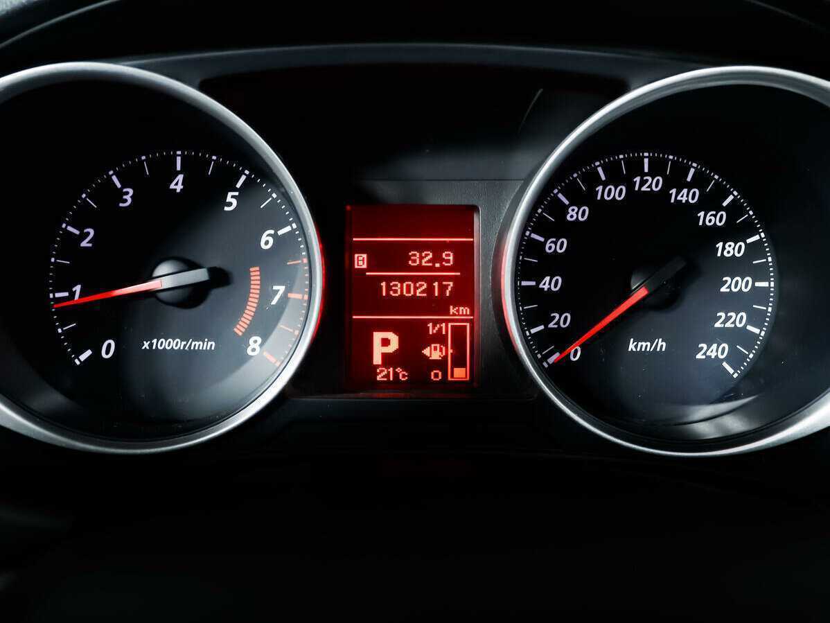 Б/У Митсубиши АС-Икс 2014 года. Фото: #9