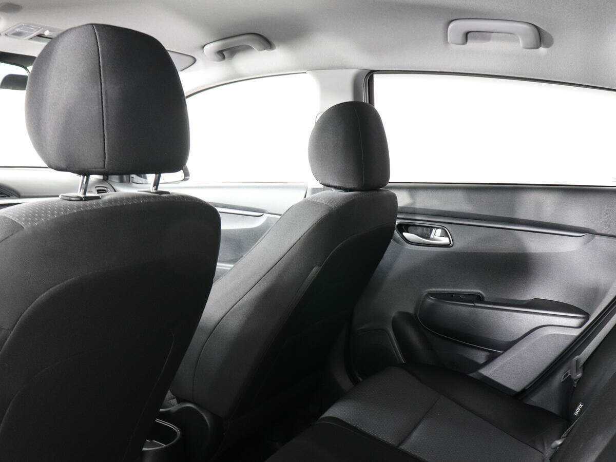 Б/У Киа Рио 2021 года. Фото: #11