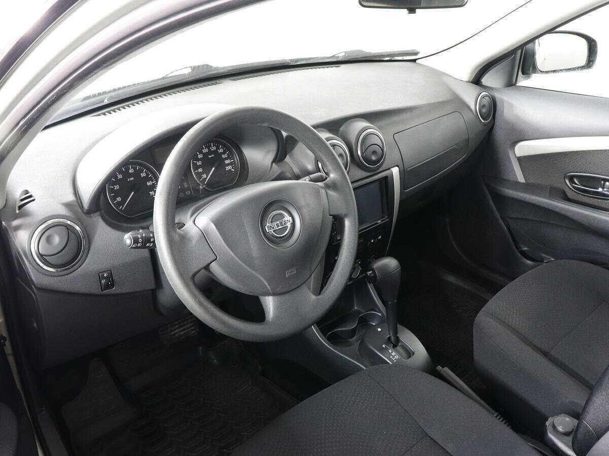 Б/У Ниссан Альмера 2014 года. Фото: #7