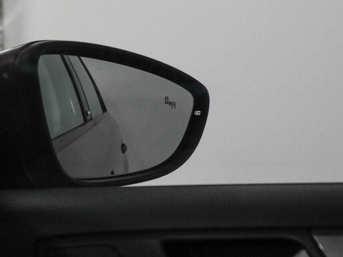 Б/У Фольксваген Джетта 2017 года. Фото: #12