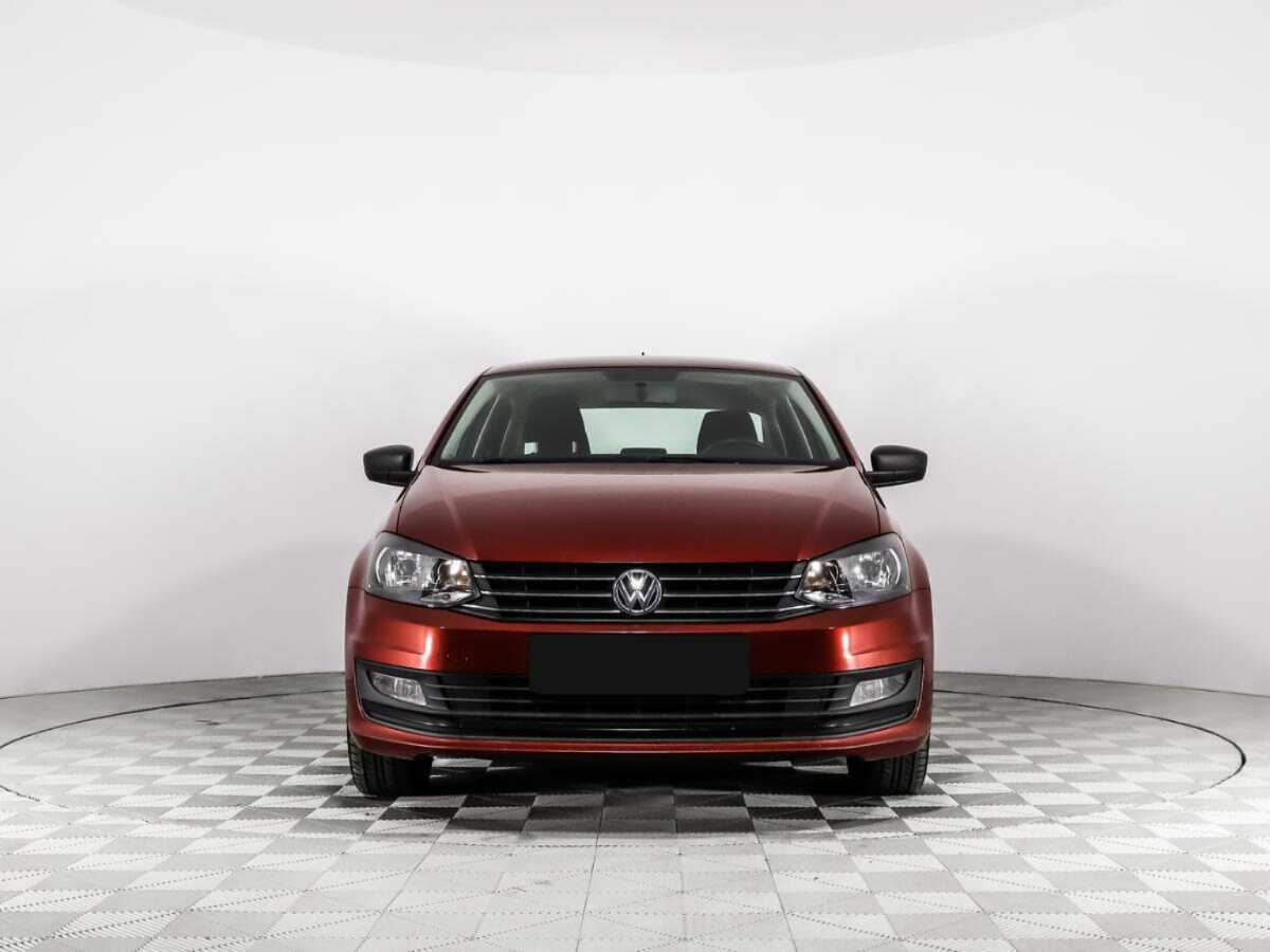 Б/У Фольксваген Поло 2016 года. Фото: #1