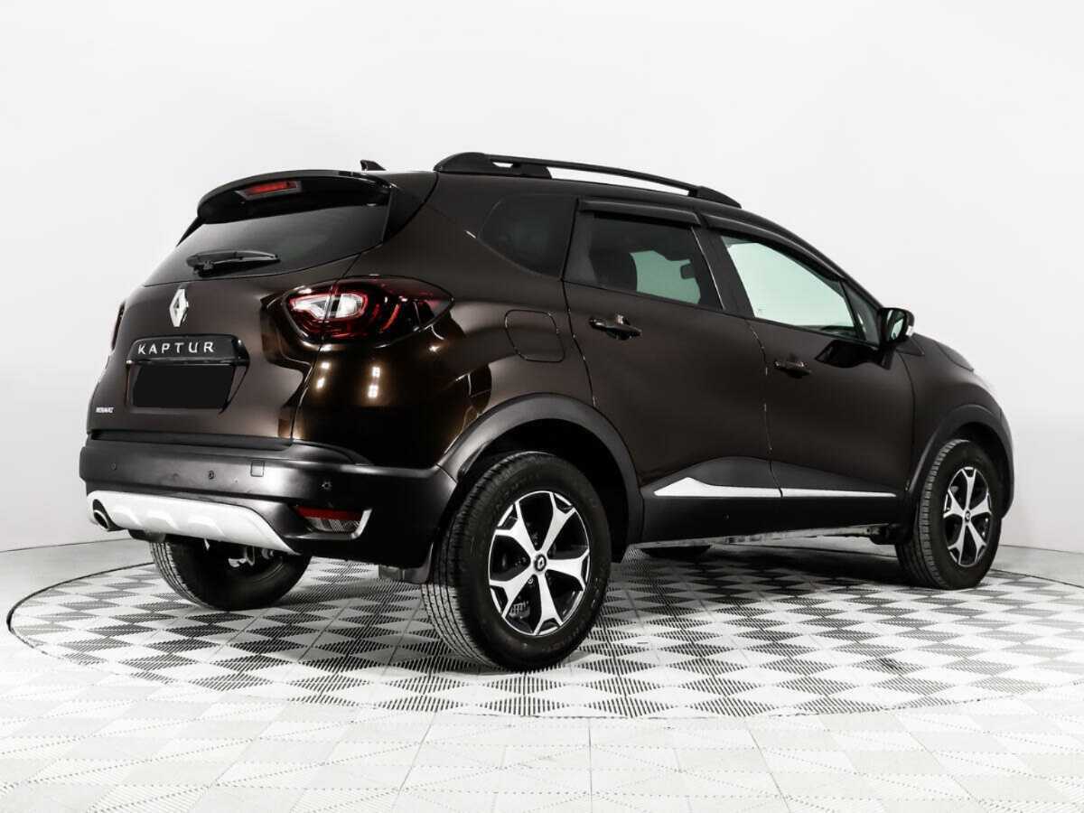 Б/У Рено Каптюр 2018 года. Фото: #4