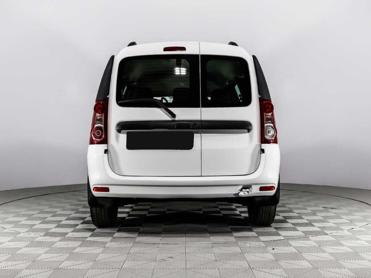 Б/У Лада (ВАЗ) Ларгус 2021 года. Фото: #4