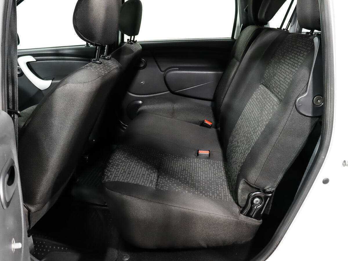 Б/У Лада (ВАЗ) Ларгус 2021 года. Фото: #8