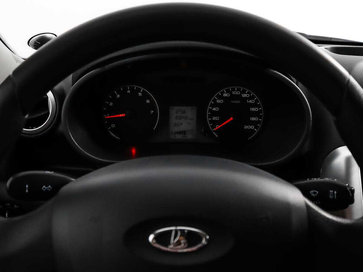 Б/У Лада (ВАЗ) Гранта 2017 года. Фото: #12