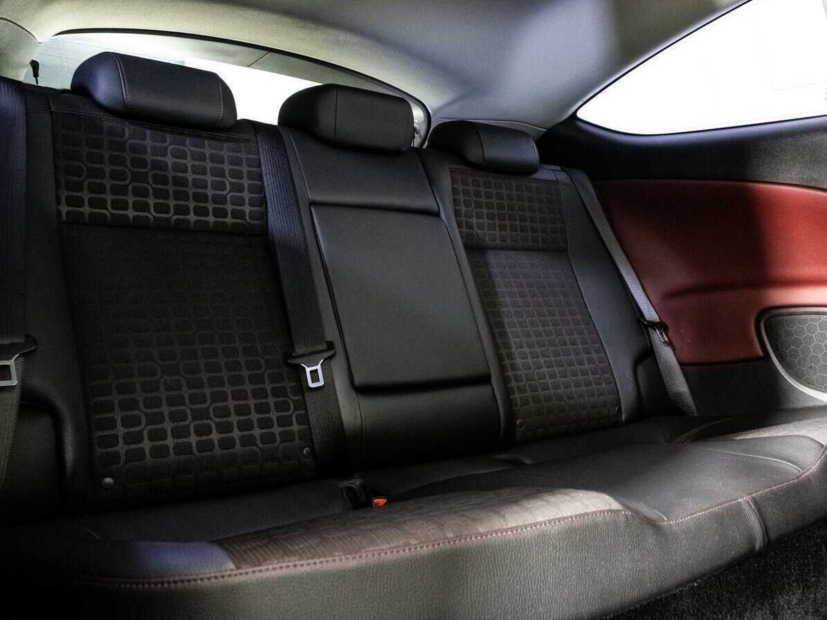 Б/У Опель Астра 2013 года. Фото: #14