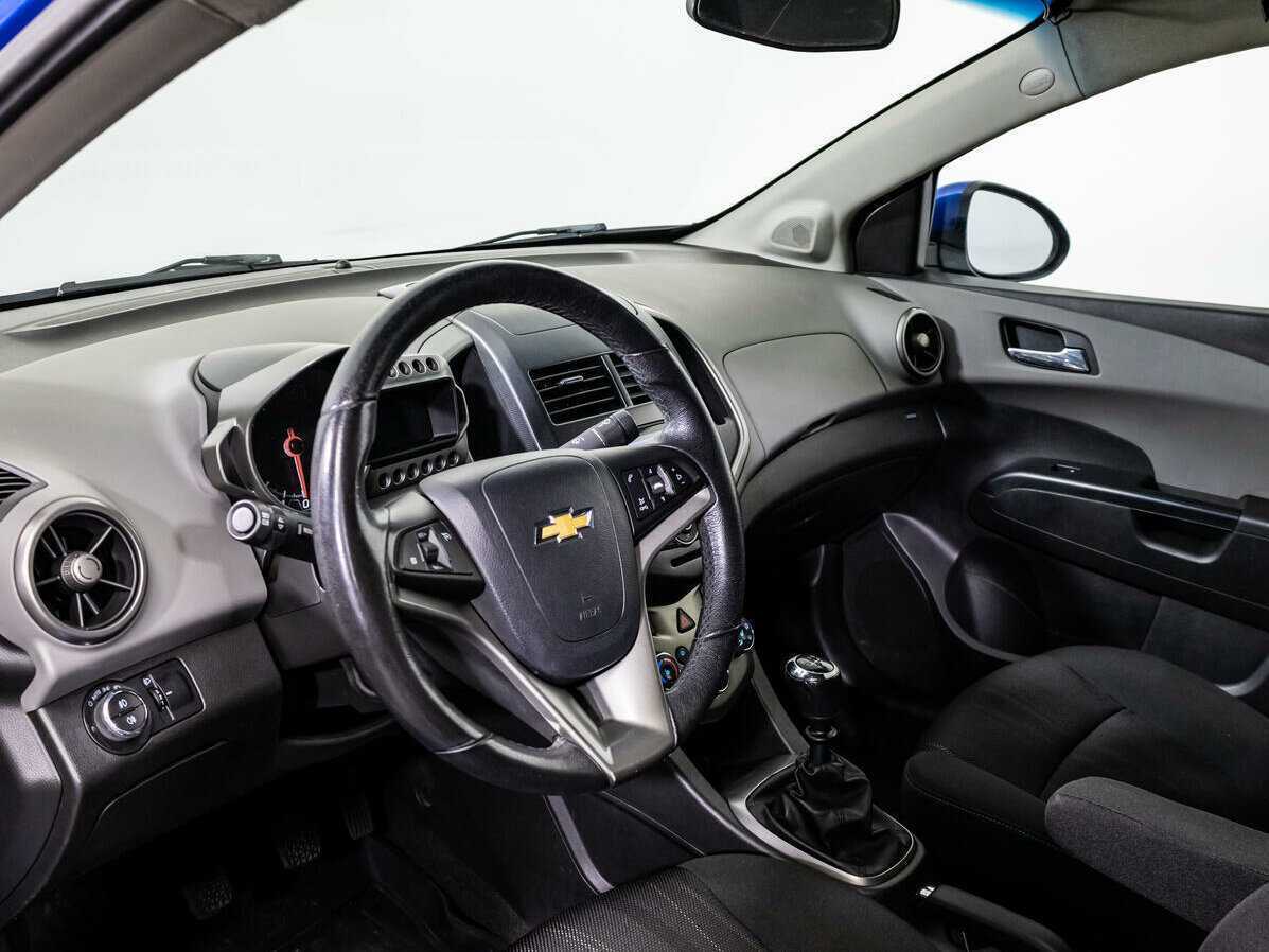 Б/У Шевроле Авео 2012 года. Фото: #9