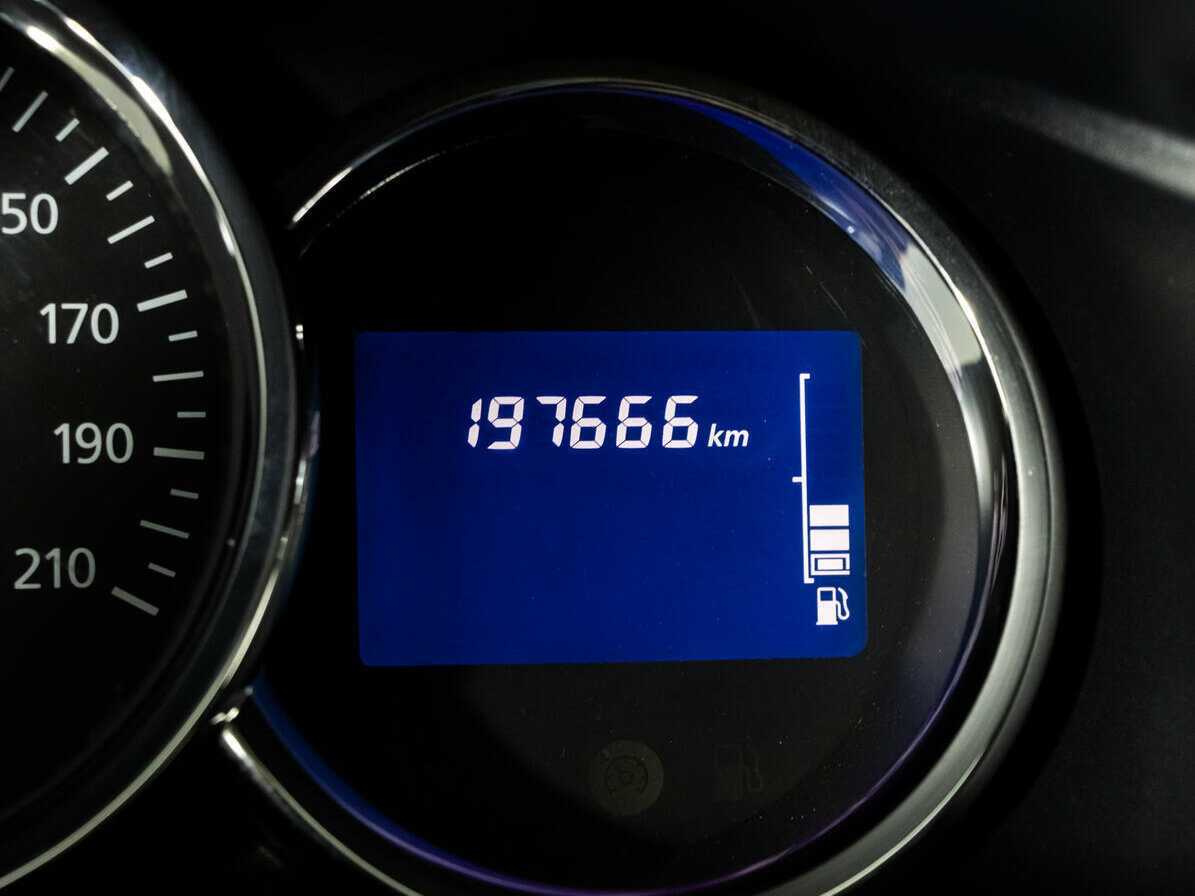 Б/У Рено Сандеро 2014 года. Фото: #11