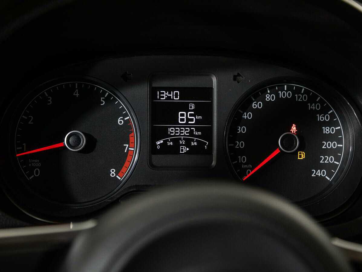 Б/У Фольксваген Поло 2018 года. Фото: #9