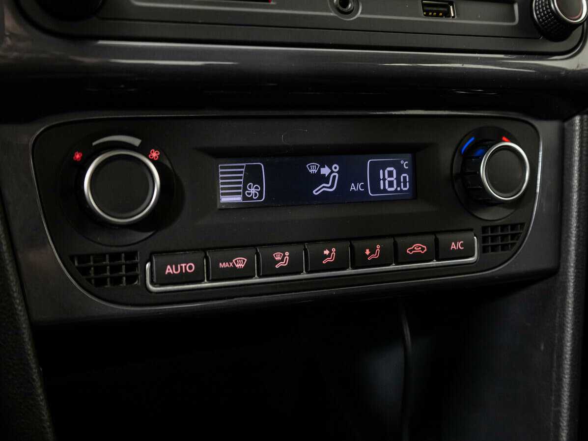 Б/У Фольксваген Поло 2018 года. Фото: #14