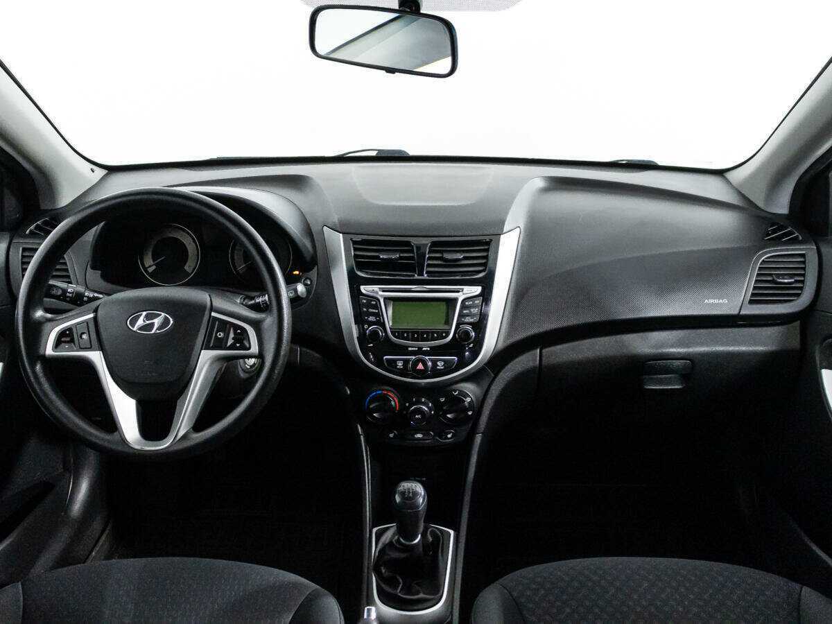 Б/У Хендай Солярис 2012 года. Фото: #11