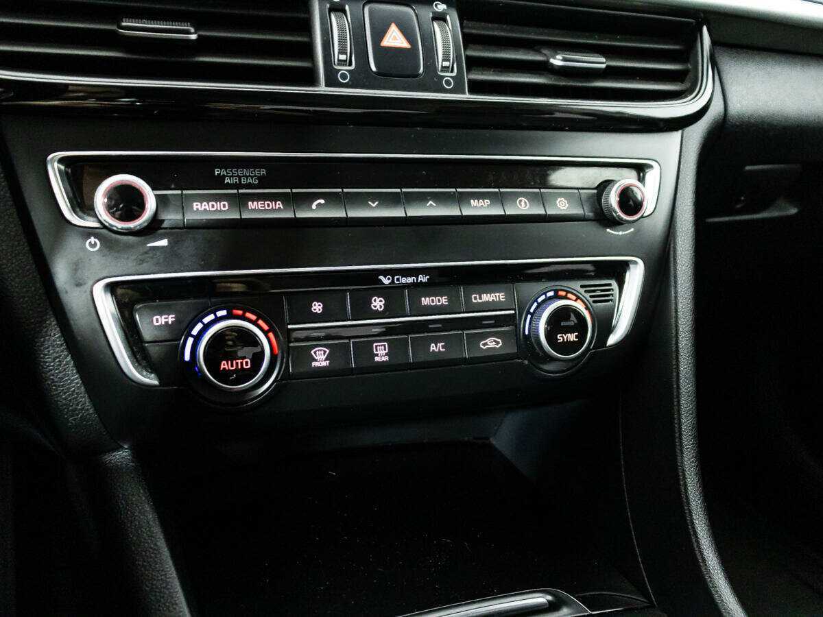 Б/У Киа Оптима 2016 года. Фото: #18