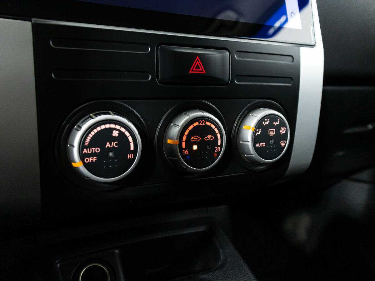 Б/У Ниссан Икс-Трейл 2012 года. Фото: #15