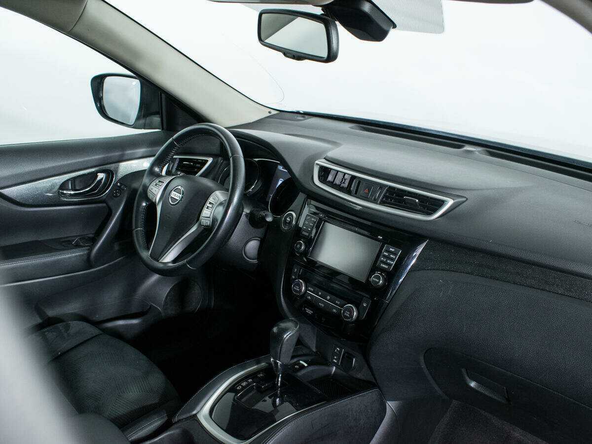 Б/У Ниссан Икс-Трейл 2015 года. Фото: #6