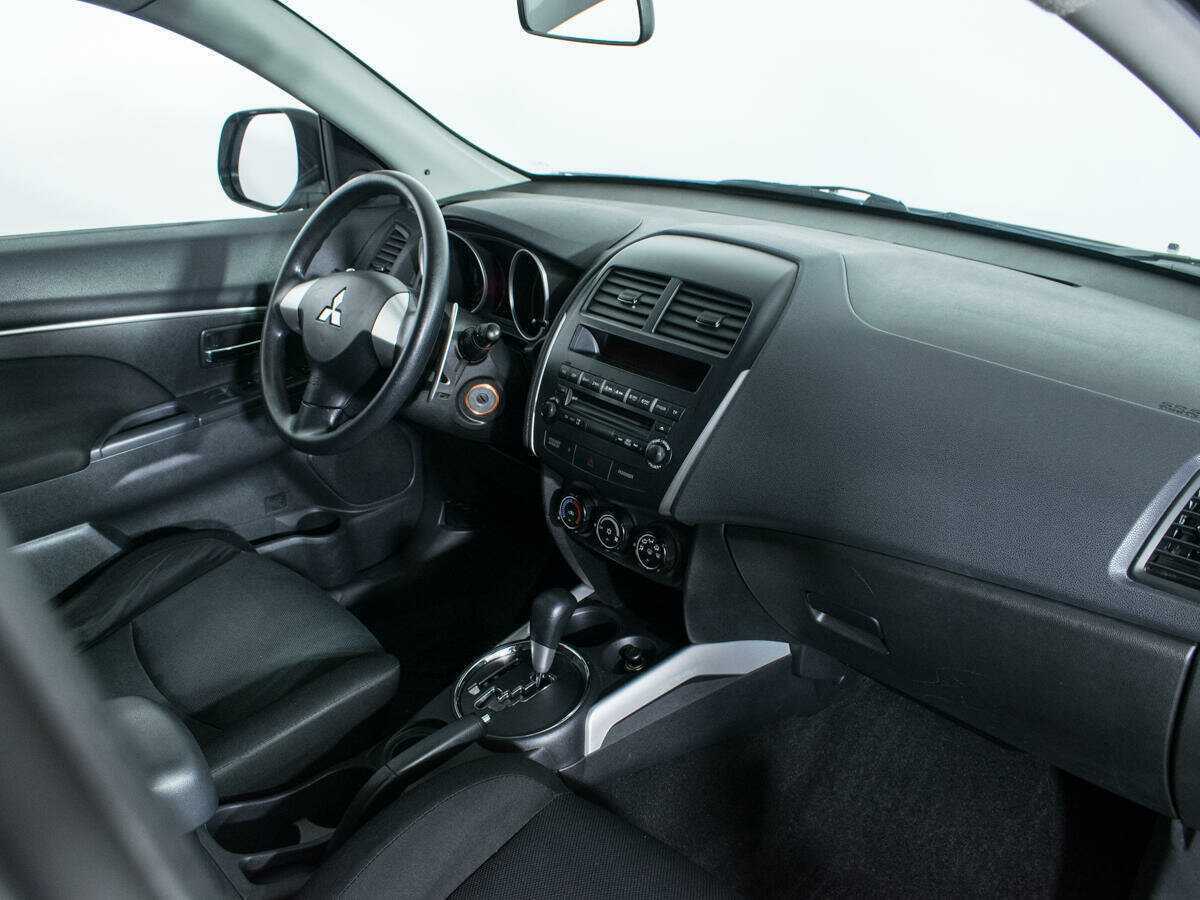 Б/У Митсубиши АС-Икс 2012 года. Фото: #7