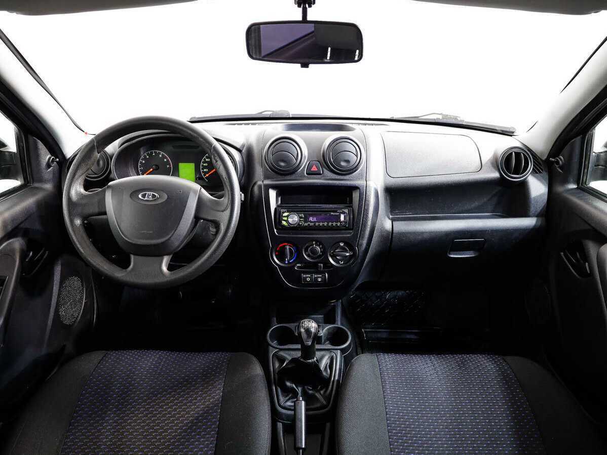 Б/У Лада (ВАЗ) Гранта 2014 года. Фото: #8