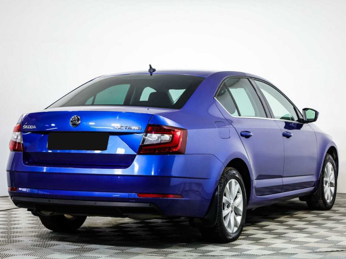 Б/У Шкода Октавия 2018 года. Фото: #3