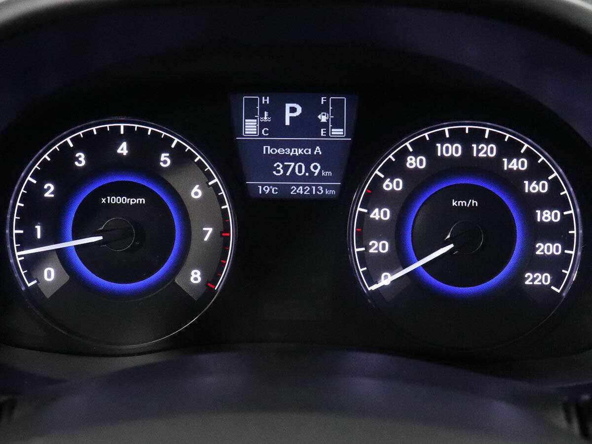 Б/У Хендай Солярис 2015 года. Фото: #11