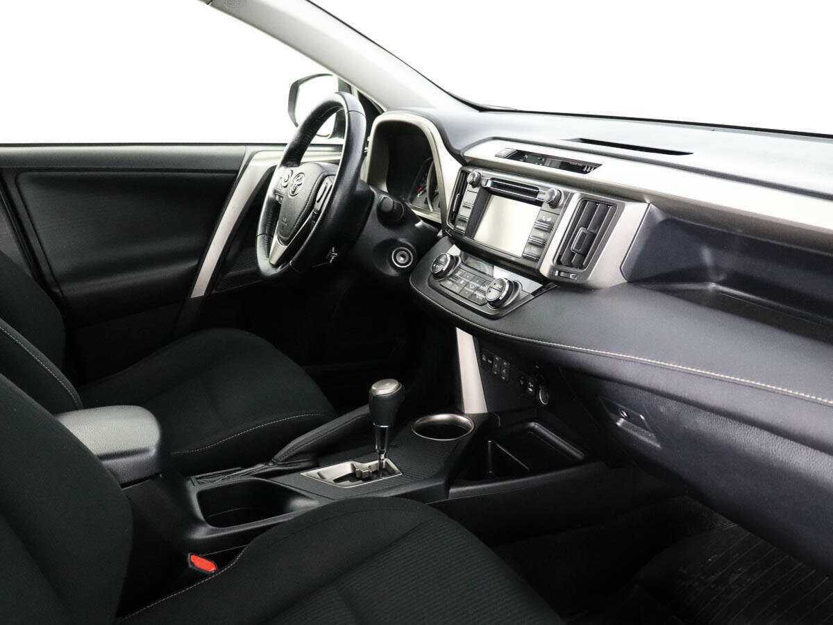 Б/У Тойота Рав4 2013 года. Фото: #8