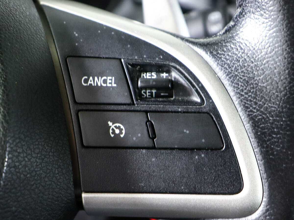 Б/У Митсубиши Оутлэндер 2013 года. Фото: #16