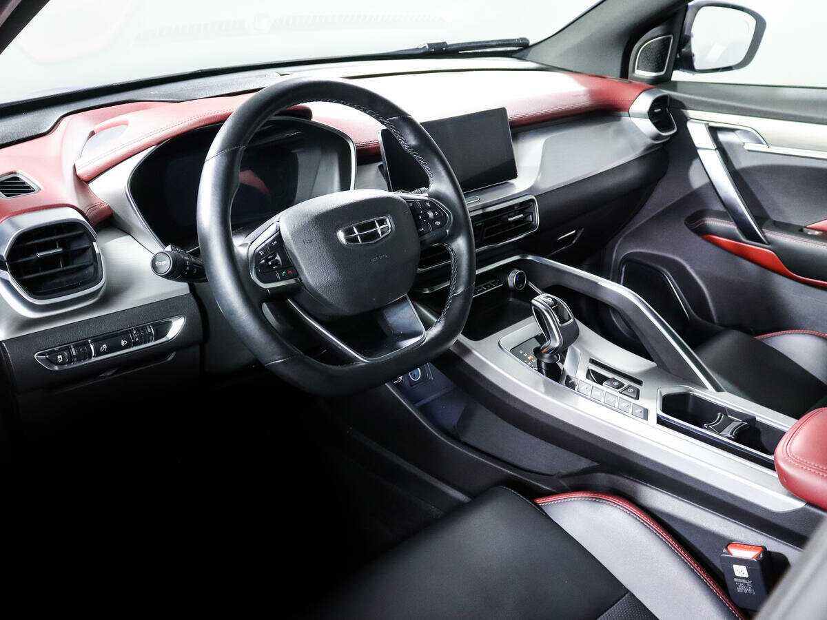 Б/У Джили Кулрэй 2021 года. Фото: #9