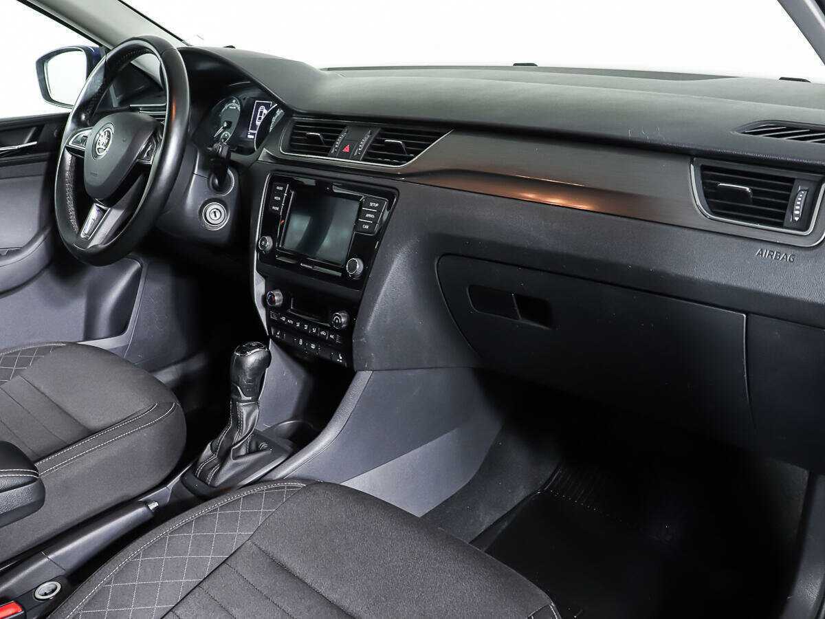 Б/У Шкода Рапид 2017 года. Фото: #3