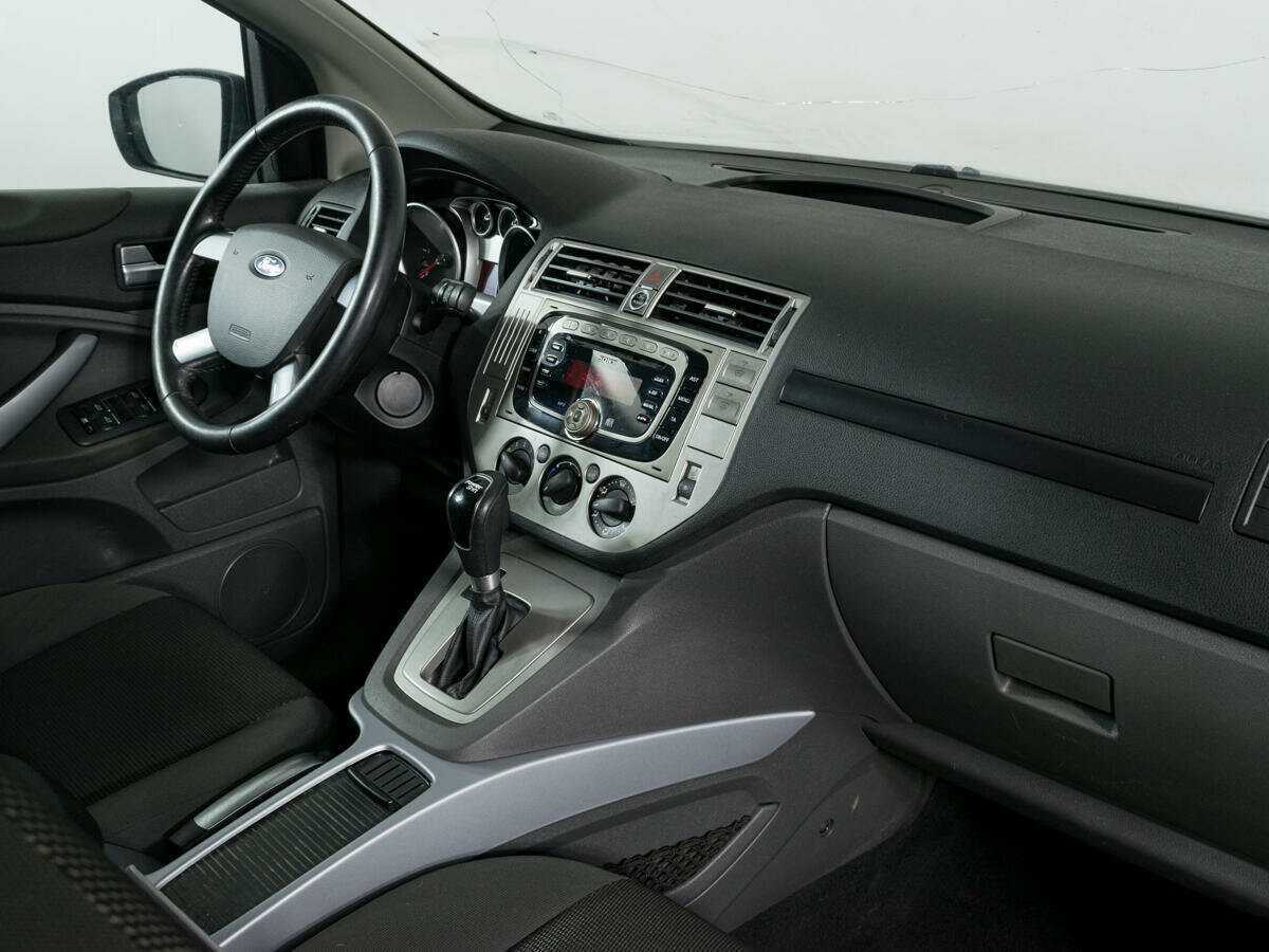 Б/У Форд Куга 2012 года. Фото: #4