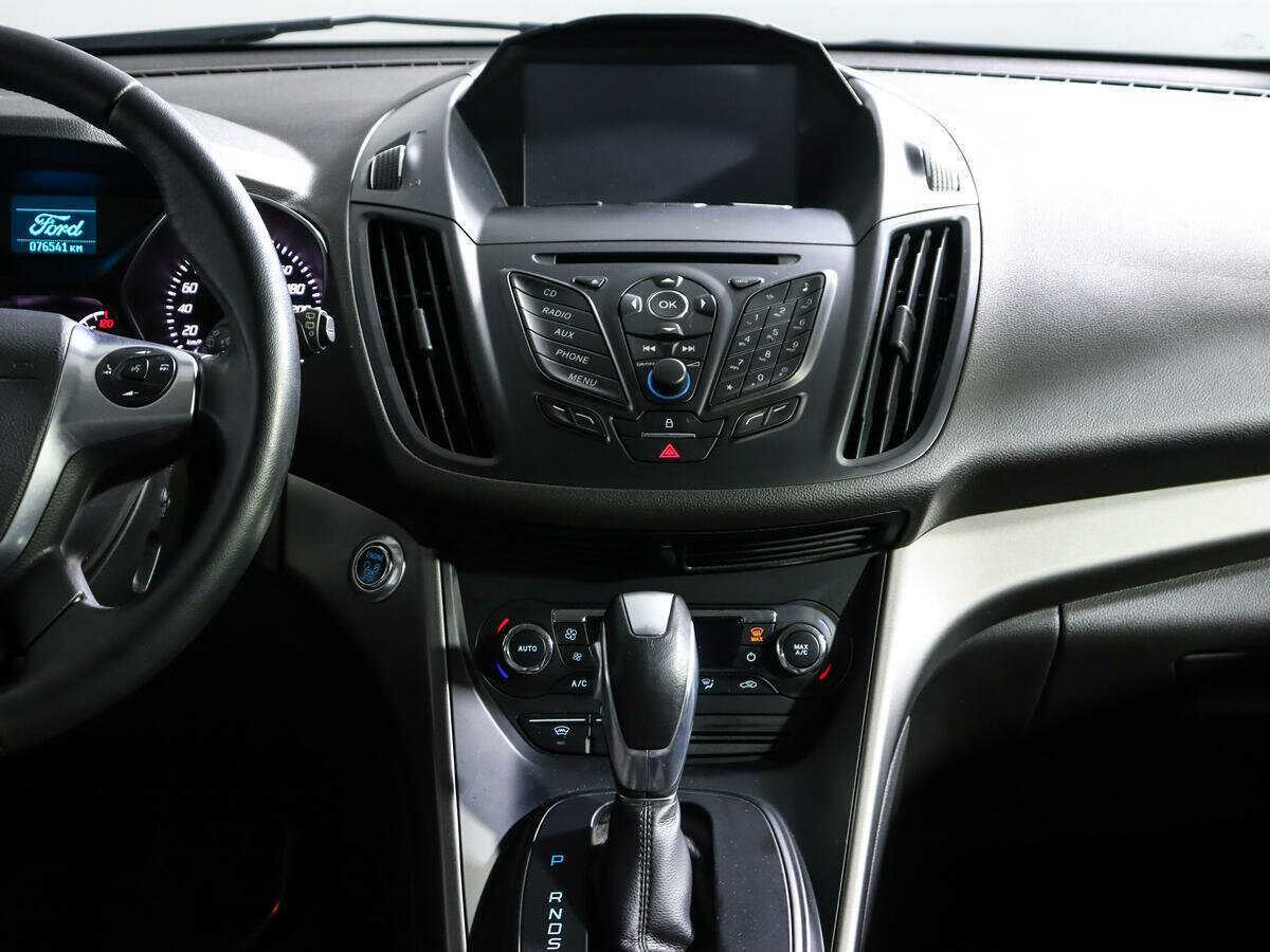 Б/У Форд Куга 2015 года. Фото: #10