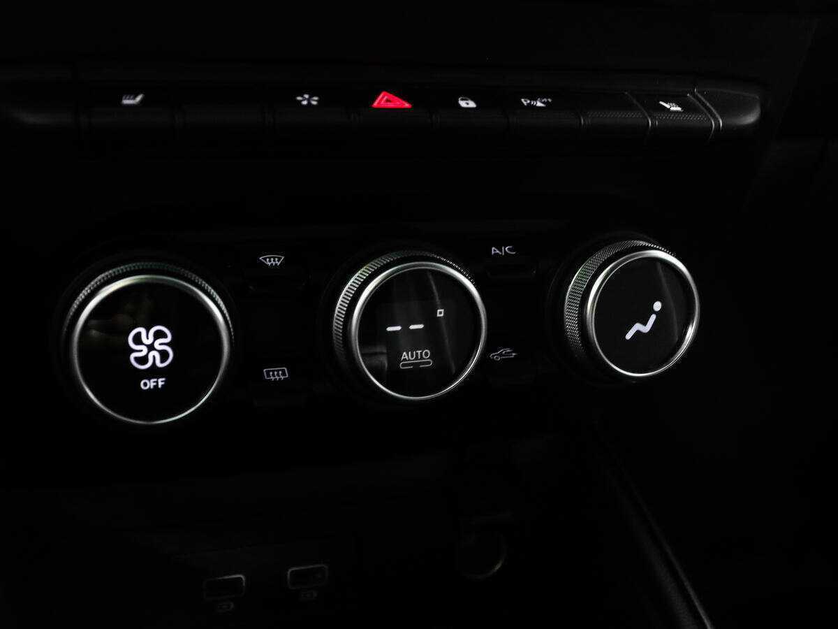 Б/У Рено Аркана 2019 года. Фото: #13