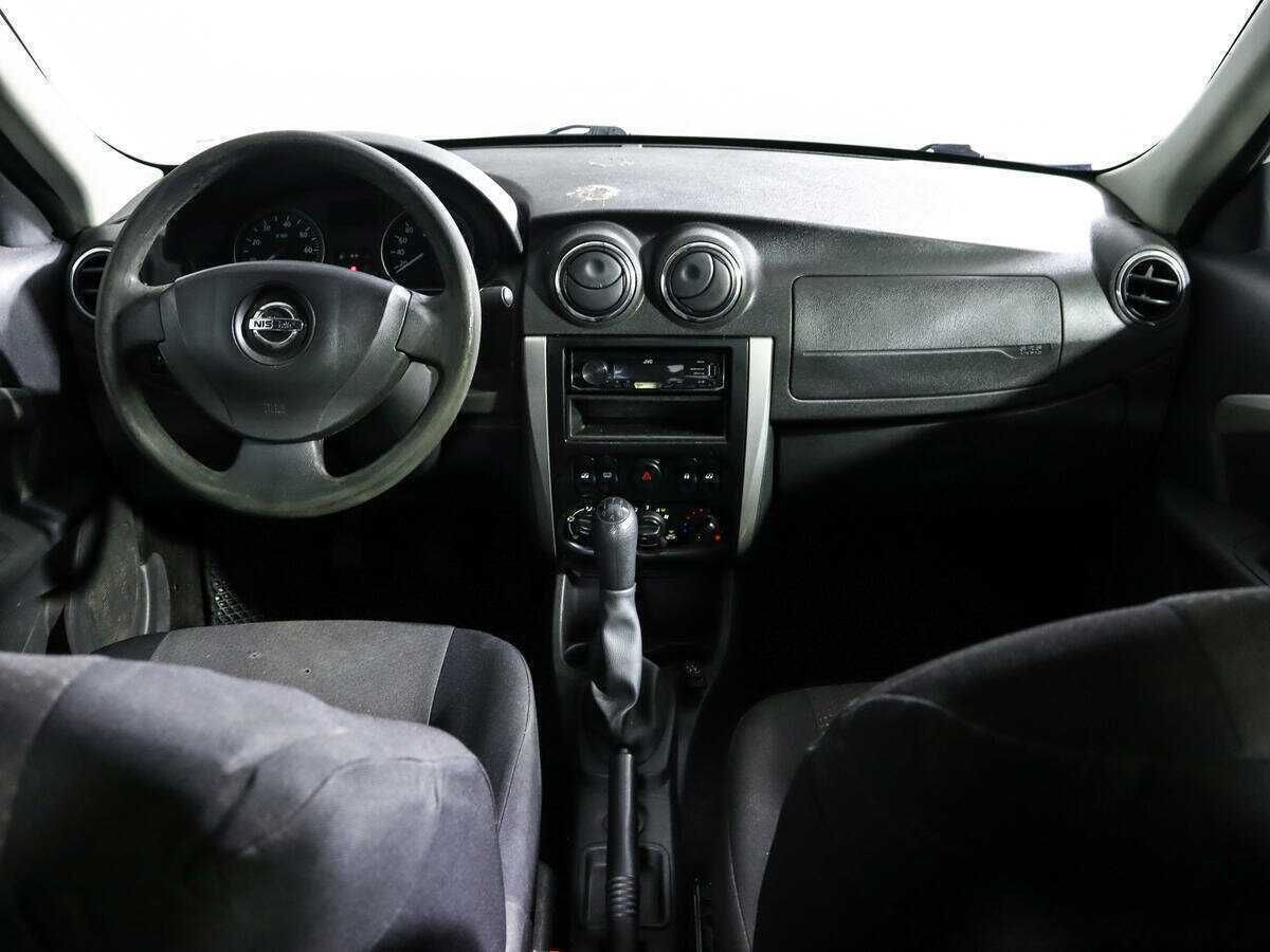 Б/У Ниссан Альмера 2018 года. Фото: #9