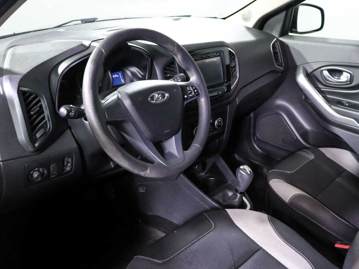 Б/У Лада (ВАЗ) ИКСРЭЙ 2016 года. Фото: #13