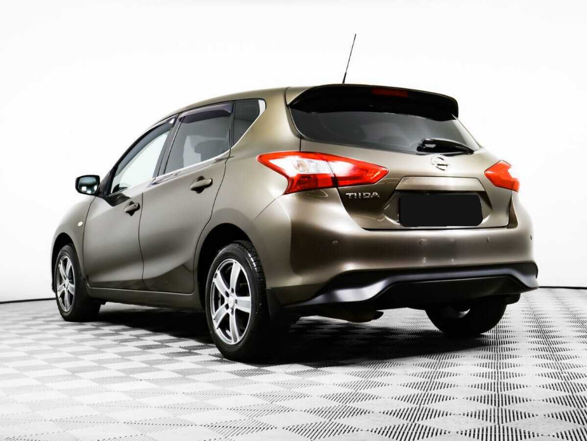 Б/У Ниссан Тиида 2015 года. Фото: #5