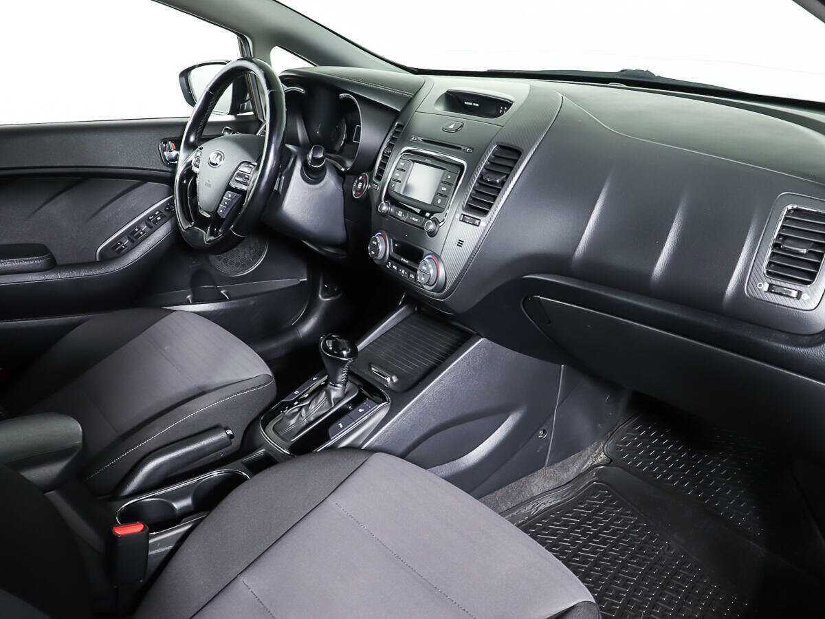 Б/У Киа Церато 2017 года. Фото: #8