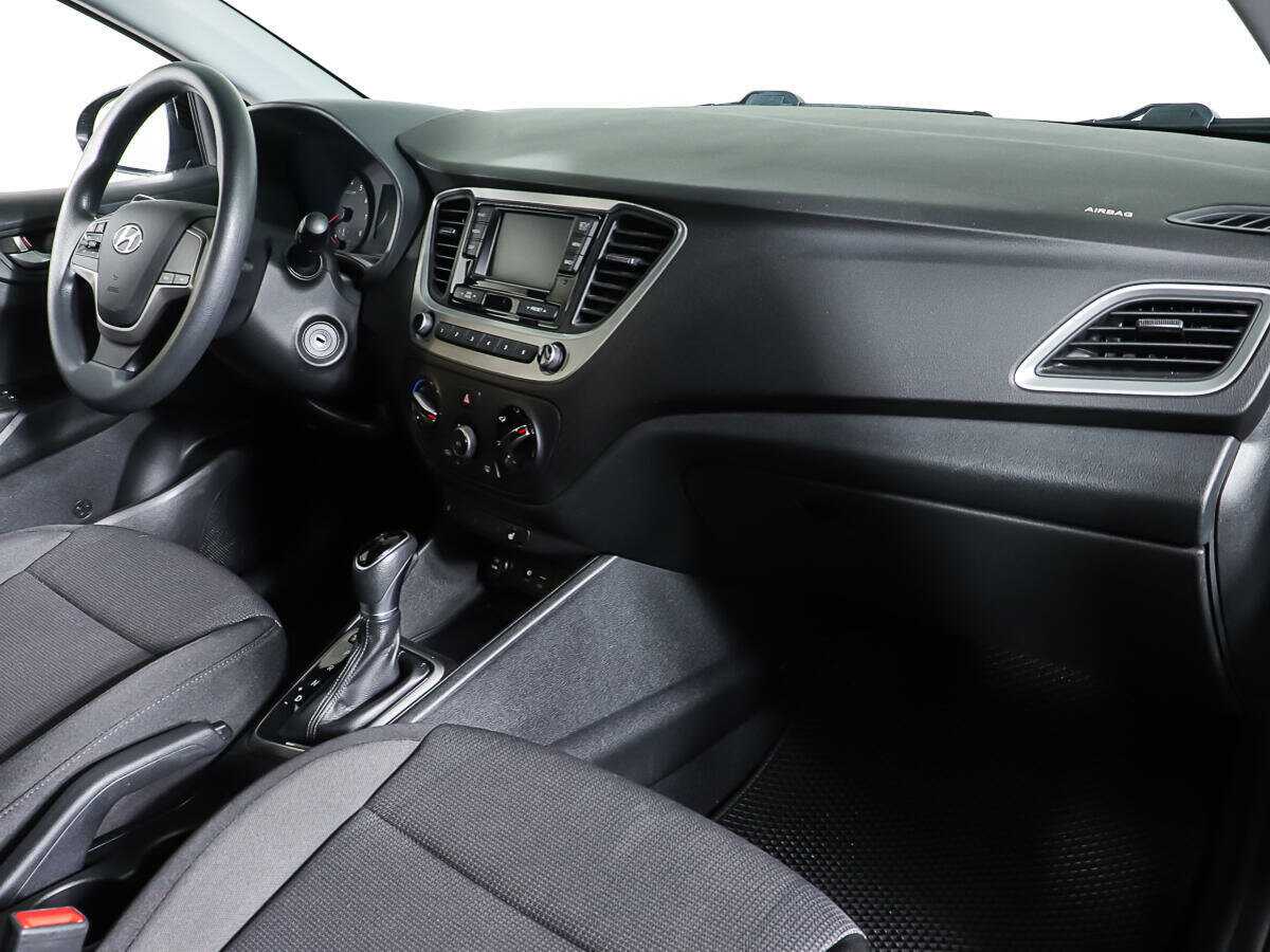 Б/У Хендай Солярис 2017 года. Фото: #8