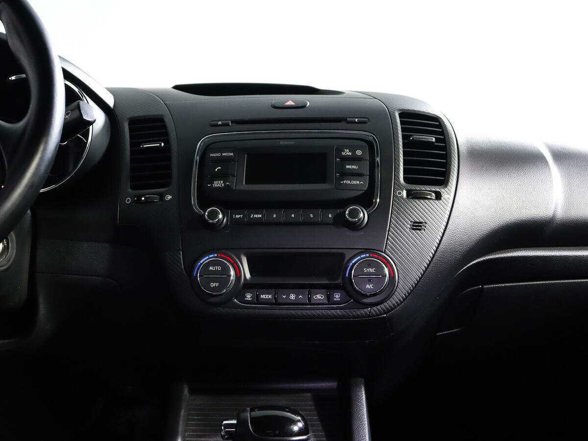 Б/У Киа Церато 2018 года. Фото: #12