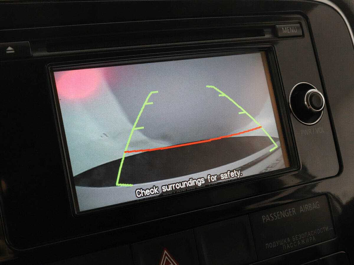 Б/У Митсубиши Оутлэндер 2015 года. Фото: #12