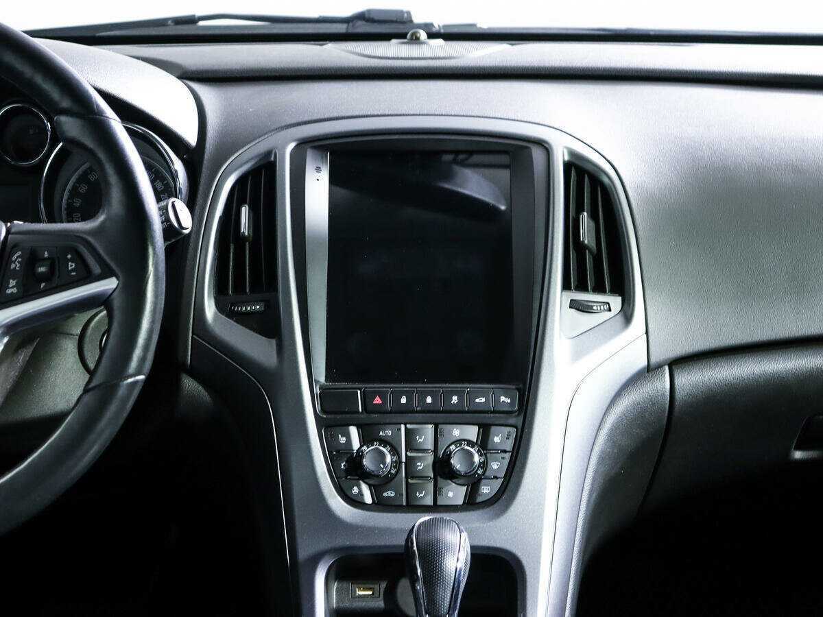 Б/У Опель Астра 2014 года. Фото: #10